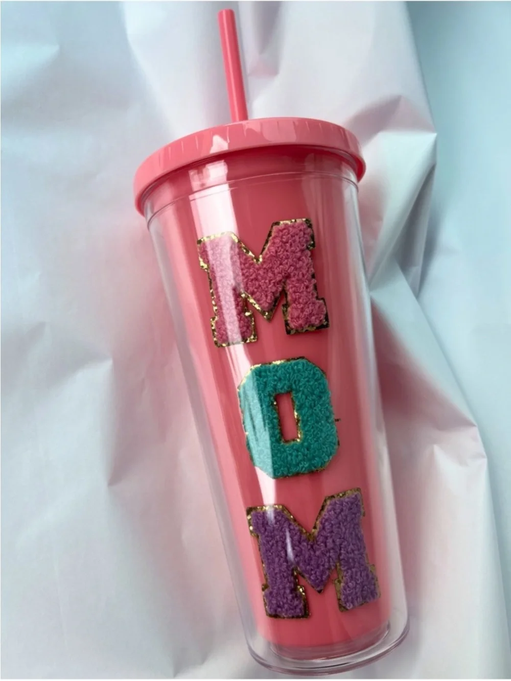 Viral 'MOM' Retro Chenille Patch Decorative Tumbler with Straw